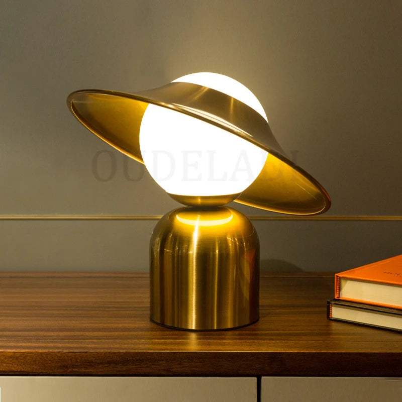 Nordic Glass Ball Led Table Lamp Gold Metal Table Light Living Room Bedside Lamp Study Desk Lamp Book Light Home Deco Luminaire
