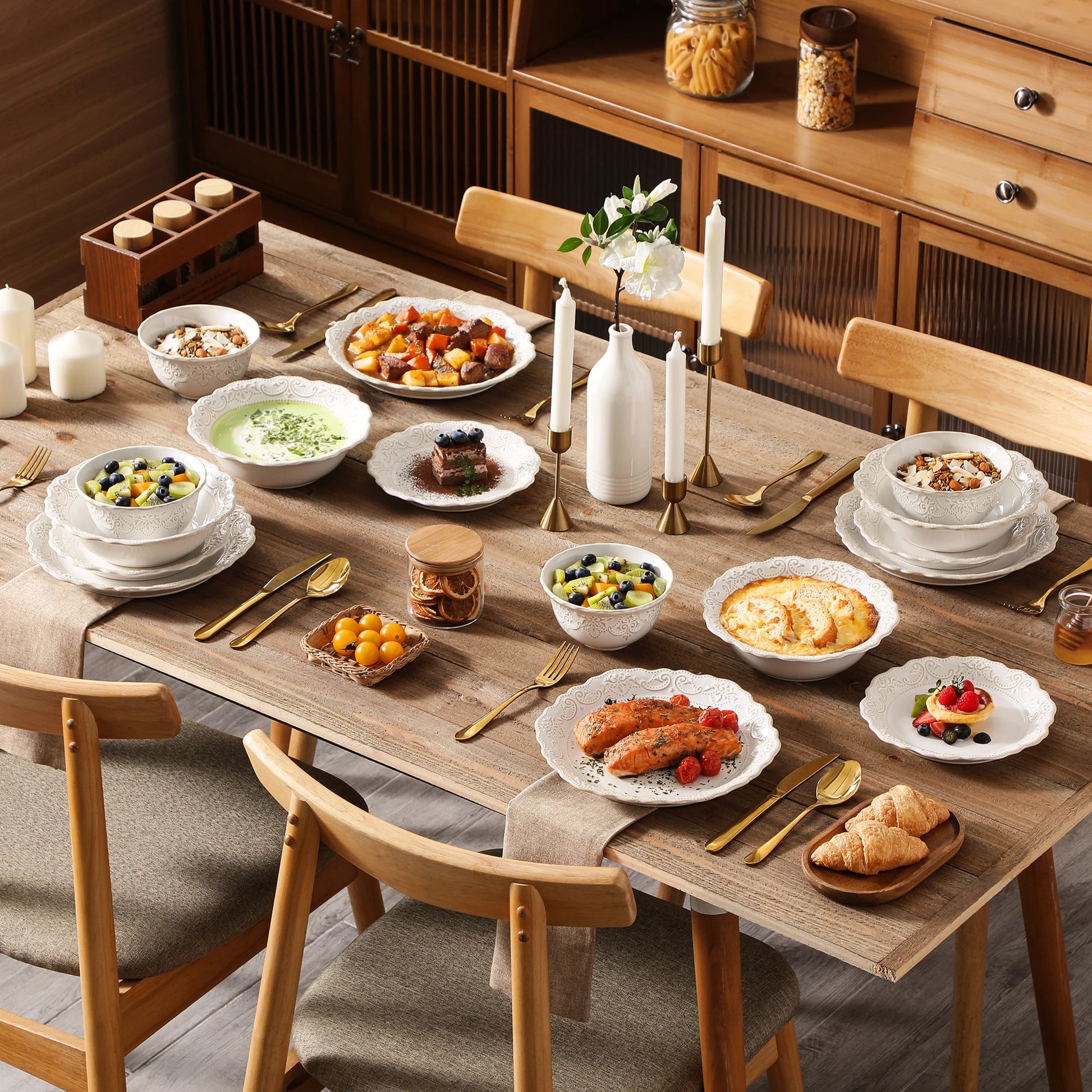 MALACASA 16/32 Piece Plates Dinner Sets Relief White Stoneware Dinnerware Set with 4 PCS Dinner Plate/Dessert/Cereal Bowl/Soup