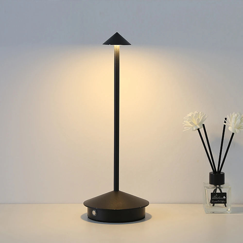 Arrow design LED light bedroom bedside rechargeable desk lamp restaurant atmosphere night light