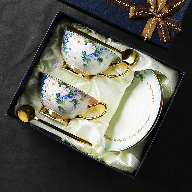 Exquisite Bone China Coffee Cup and Dish Set, Birthday Gift for New Couples, High-end Practical Gift Box Set