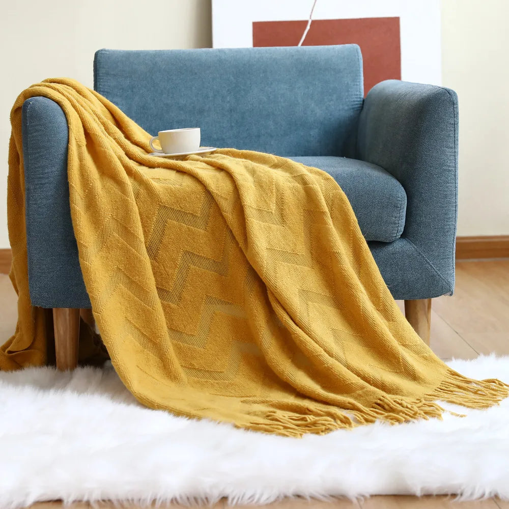 Fluffy Chunky Knitted Fringe Throw Blanket Lightweight Soft Cozy for Bed Sofa Chair Throw Blankets Gift Vintage Wave Blankets