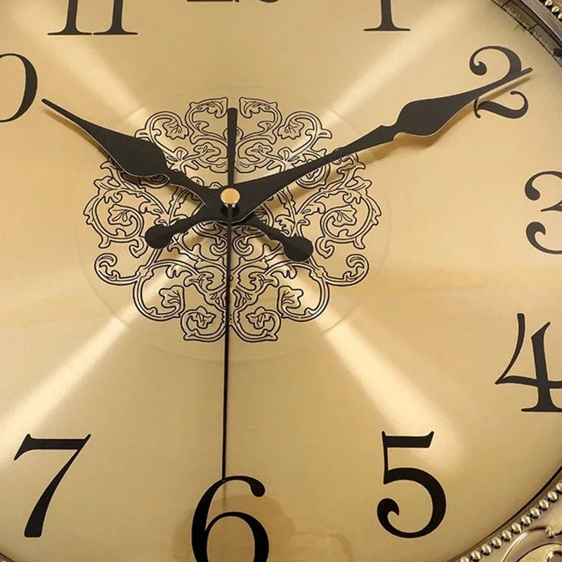 Solid Wood Frame Wall Clock Living Room Modern Wall Clock Luxury Design Vintage Clocks Nordic Aesthetic Watch Home Decoration