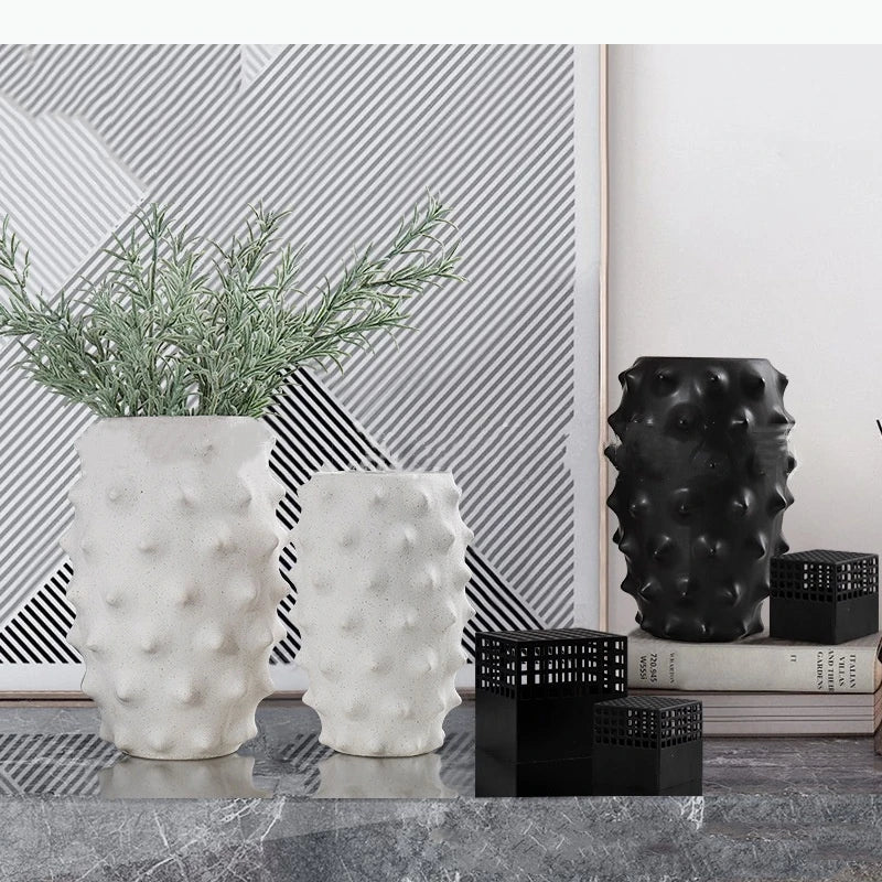 Abstract Black Ceramic Vase Sea Cucumber Pineapple Irregular Flower Vase Ceramic Crafts Home Decoration Accessories