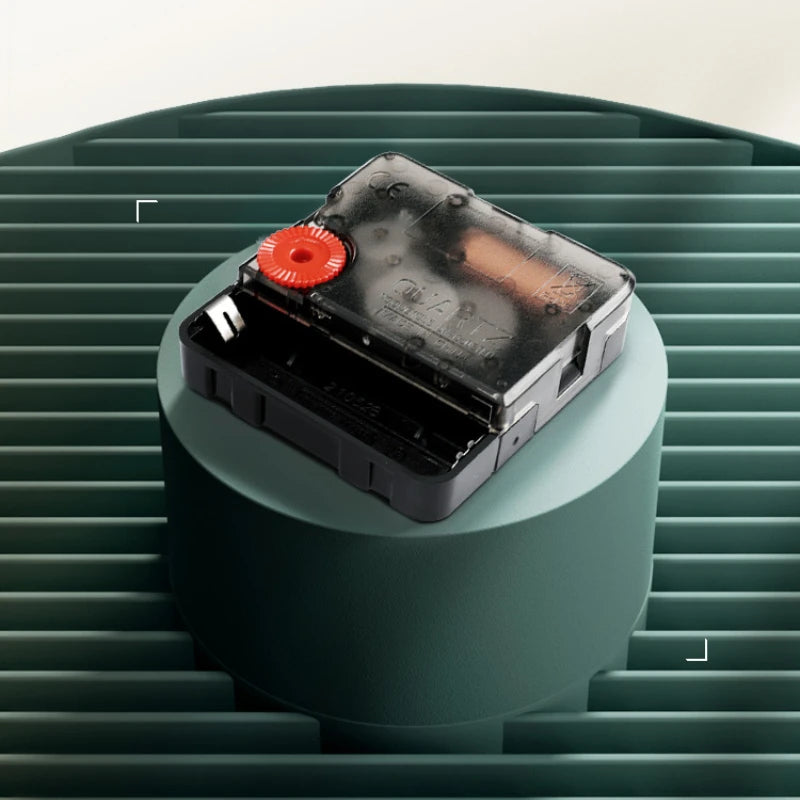 Aesthetic Lamp Wall Clocks Astronaut Luxury Art Modern Table Clocks Elegant Modern Large Clock Living Room Watch Decoration