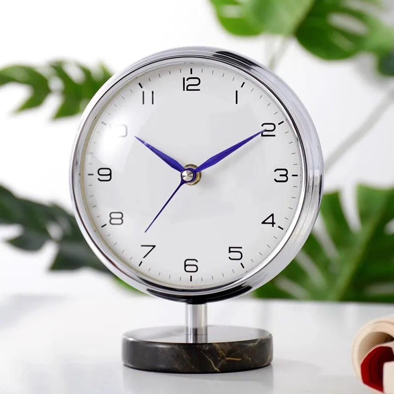 Living Room Table Clock Modern Silent Desk Watch Bedside Tabletop Clocks Luxury Desktop Watches Table Decoration Accessories