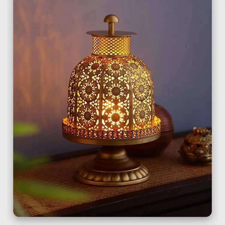 Vintage iron candlestick decoration table wind lamp electronic candle holder Thai style spa decoration home