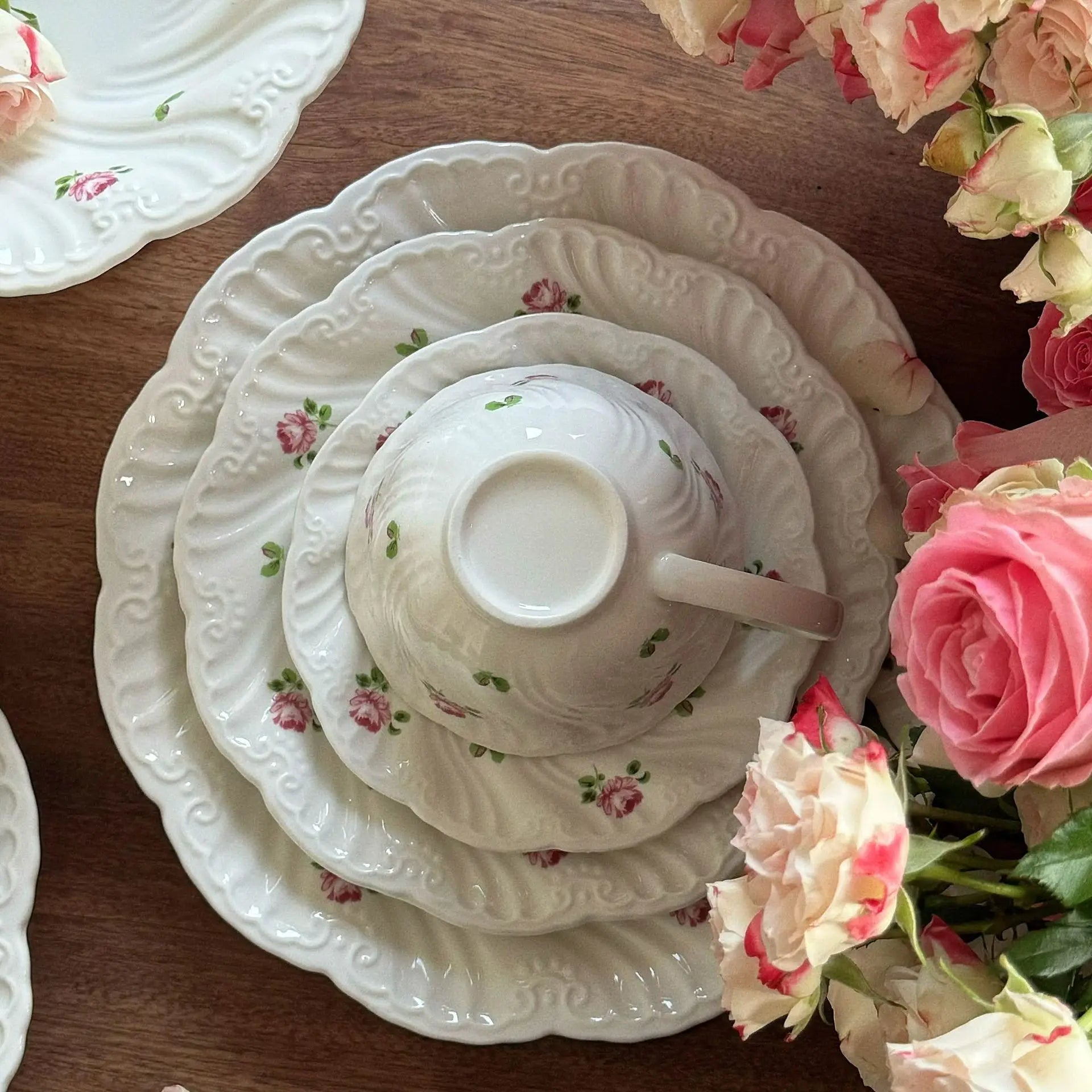 Muse Rose relief ceramic bowl, plate and bowl set Coffee cup, plate, ceramic dessert plate and dinner plate