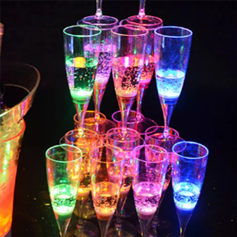 Luminous Bar Cup KTV Luminous Cocktail Glass 6Pcs Luminous Cups Food Grade Plastic Wine Glass LED Light Glasses Battery-AS97