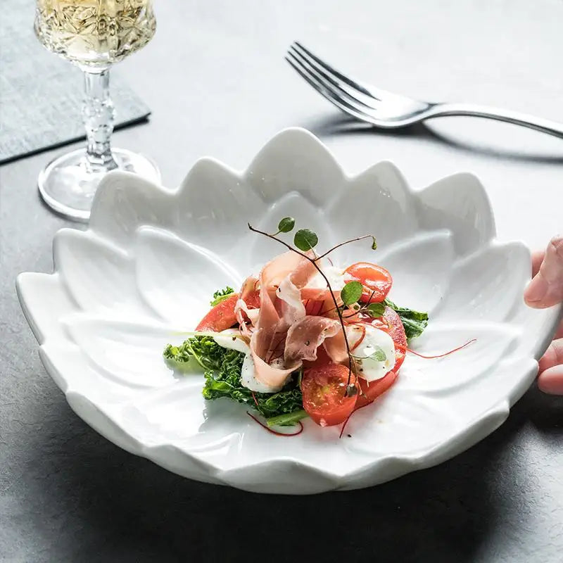 Chinese Lotus-like Ceramic Western Food Dish Household White Fruit Salad Bowl Dessert Plate Creative Restaurant Specialtableware