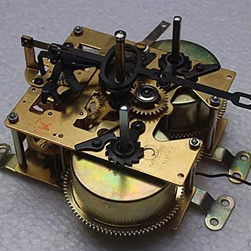 Nordic Mechanical Clock Retro Transparent Desktop Clocks Pendulum Pure Copper Movement Bedroom Watch Vintage Home and Decoration