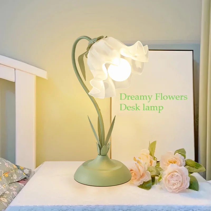 Nordic Flower Girl Table Lamp for Bedroom Bedside Lights Acrylic Lampshade Living Room Decoration Study Desk Lamp Light Fixture