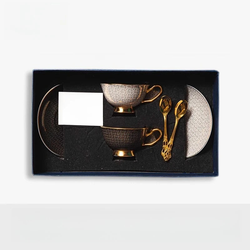 Exquisite and Luxurious European Style Bone China Coffee Cup and Plate Set, Fashionable and High-end Gift Set