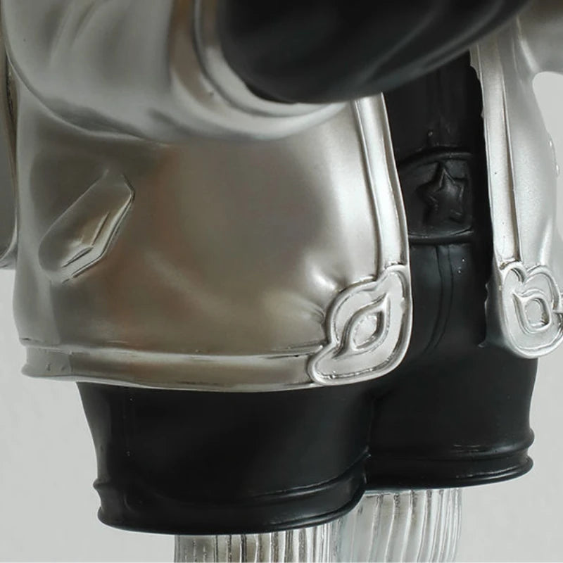 Astronaut Miniature Figurines Creative Tray Modern Art Ornaments Luxury Storage Accessories Aesthetic Sculptures Living Room