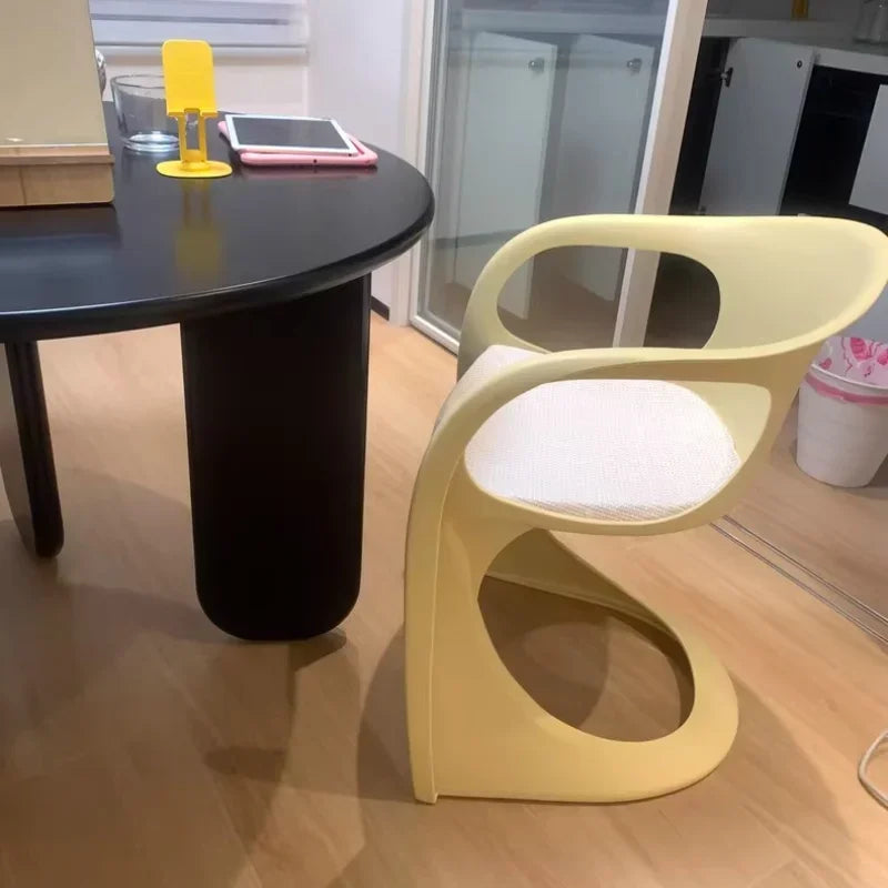 Nordic Curved Art Chair for Dining & Living – view 2, modern home furniture