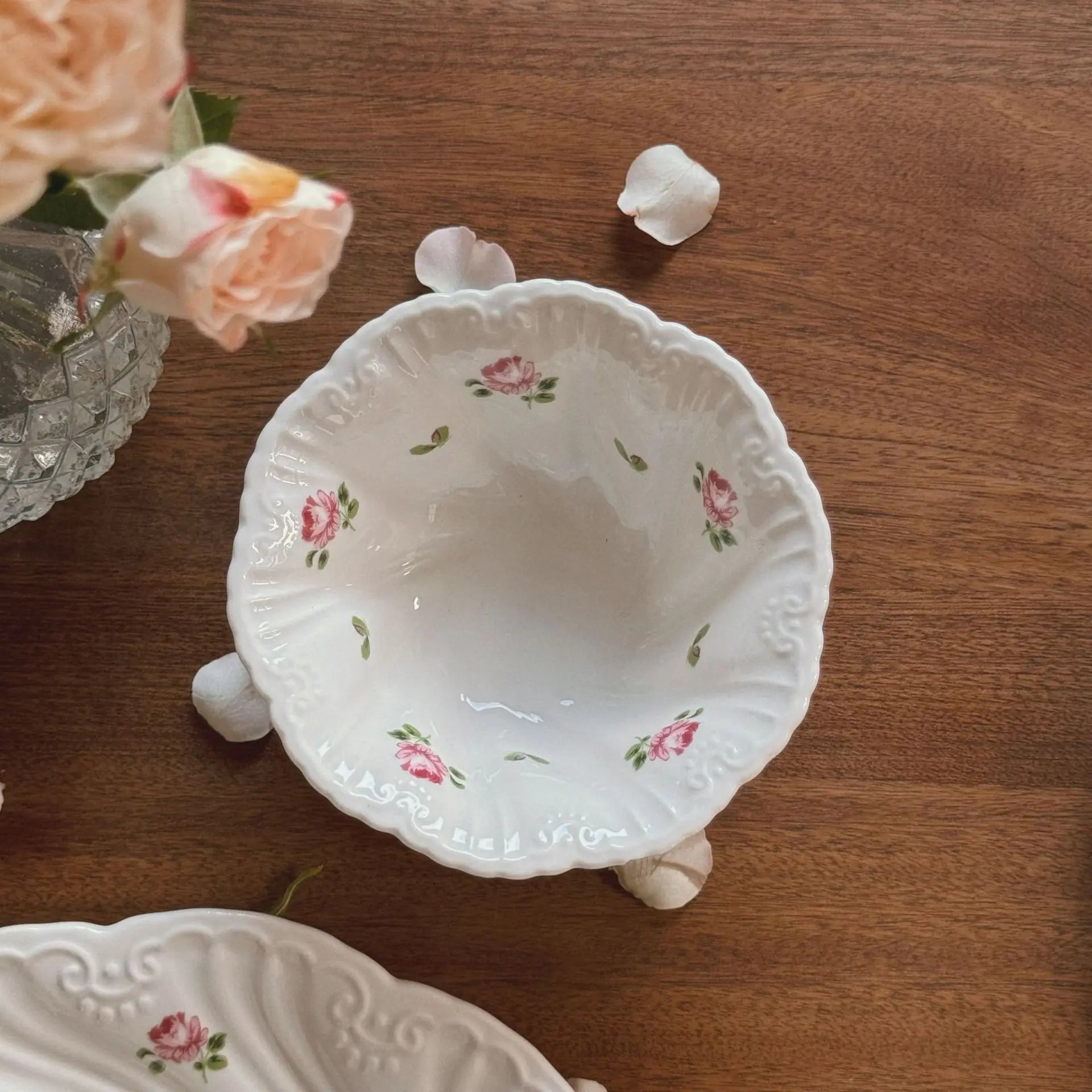 Muse Rose relief ceramic bowl, plate and bowl set Coffee cup, plate, ceramic dessert plate and dinner plate