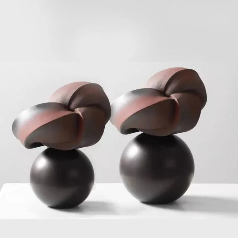 Twisted Sculptures Geometric Sculpture Modern Creative Interior Ornaments Aesthetic Luxury Art Desk Accessories Home Decorations