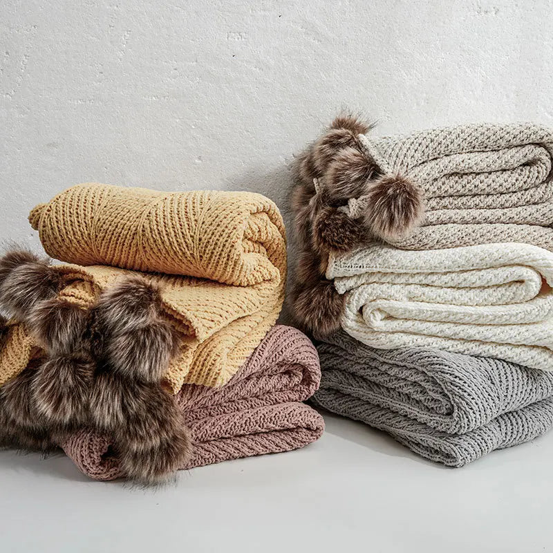Inyahome-Fur Pom Pom Knitted Throw Blanket, Super Soft Warm Cozy Cable Knitted Nordic Blanket for Sofa and Couch, 51x63 Inch