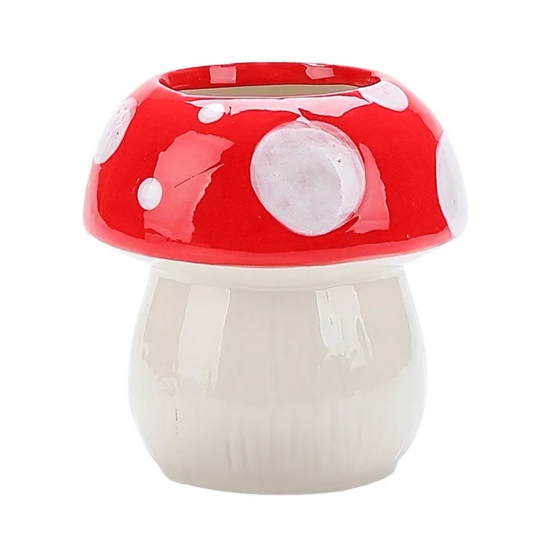 Mushroom pen holder ceramic desktop cute girl pen holder Office stationery shelf creative home decoration ornaments