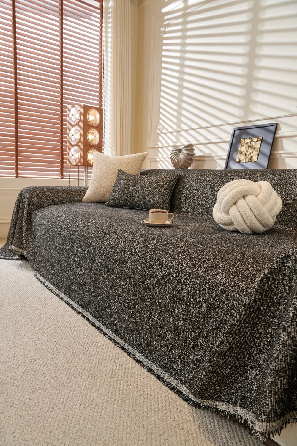 Cat Scratch Resistant Dustproof Sofa Cushion Universal Striped Pattern Blanket Mat 2025 All-Season Chenille Sofa Cover Slipcover