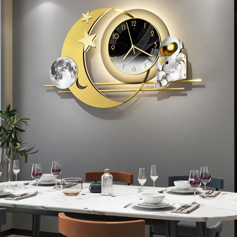Aesthetic Lamp Wall Clocks Astronaut Luxury Art Modern Table Clocks Elegant Modern Large Clock Living Room Watch Decoration