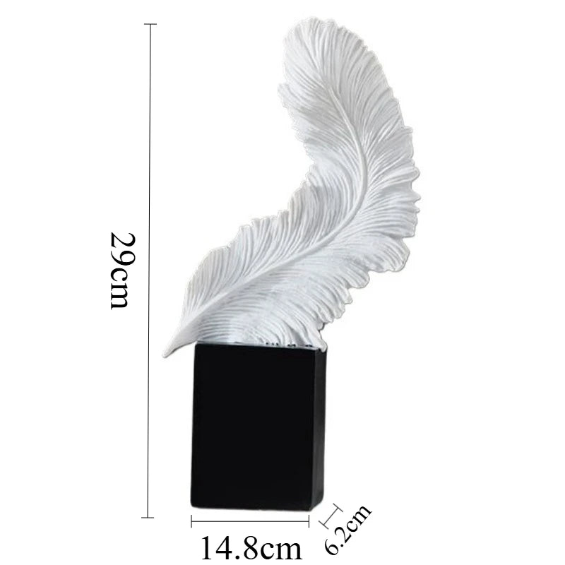 Modern Ornaments Luxury Interior Figurines Creative Desk Sculptures Aesthetic Living Room Decoration Bedroom Table Accessories