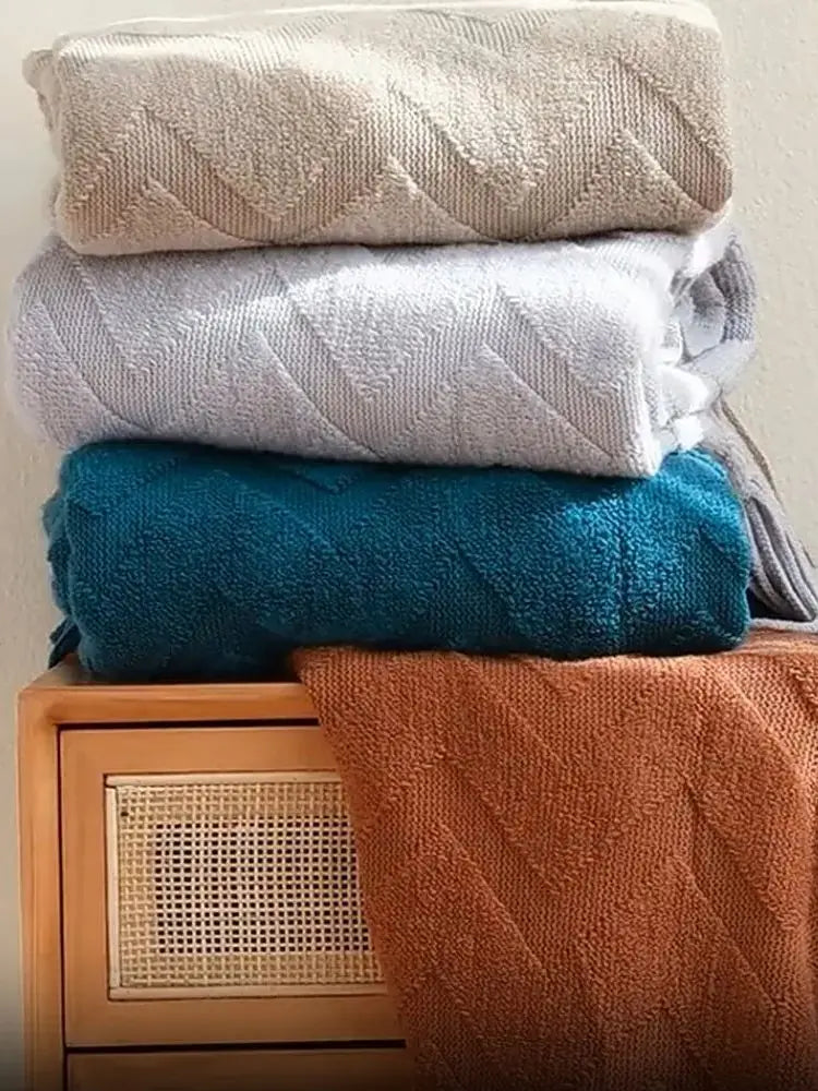 Fluffy Chunky Knitted Fringe Throw Blanket Lightweight Soft Cozy for Bed Sofa Chair Throw Blankets Gift Vintage Wave Blankets