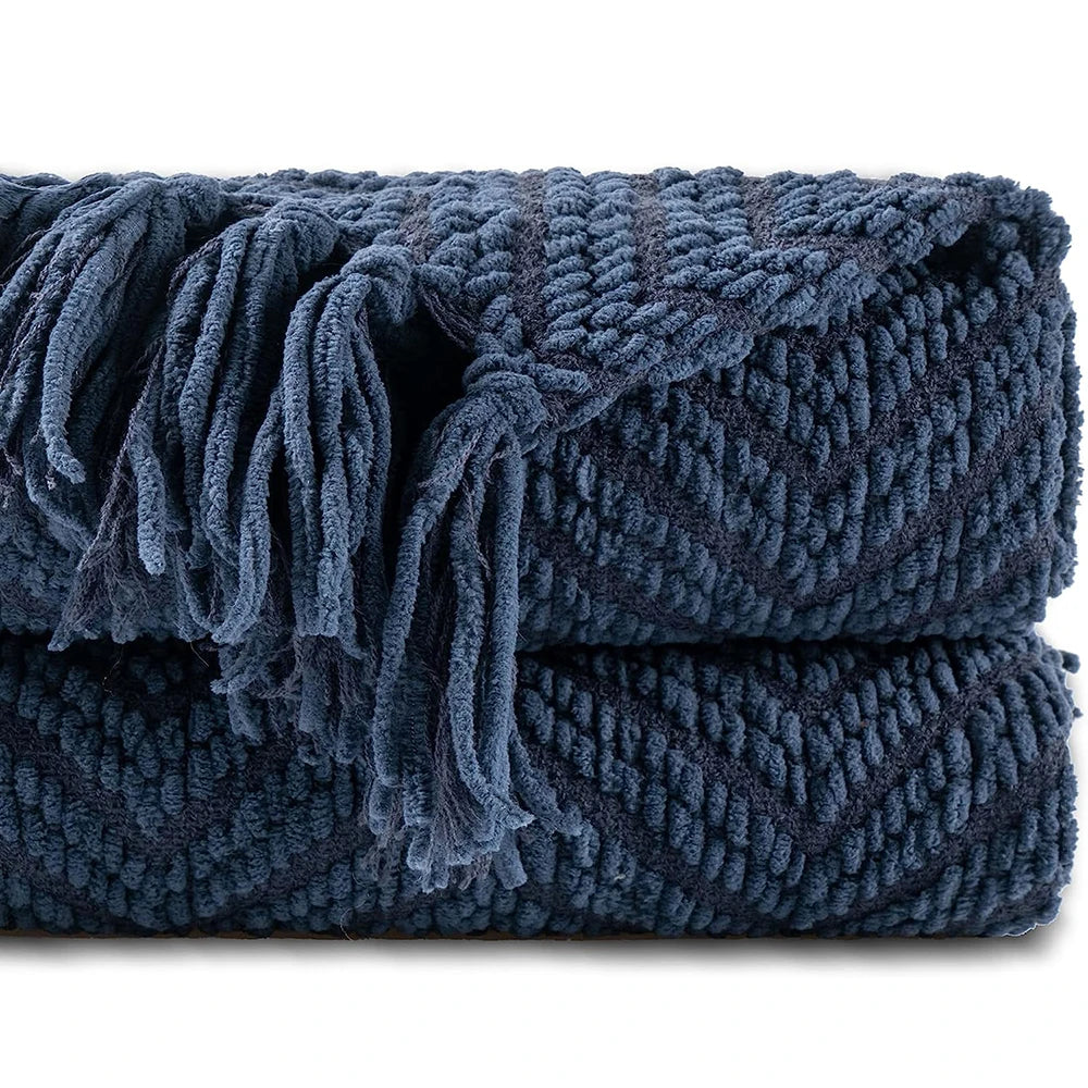 Battilo Knitted Throw Blanket for Couch Soft Thick Decorative Sofa Blanket Plaid Bed Throw Bedspread on the Bed Home Room Decor