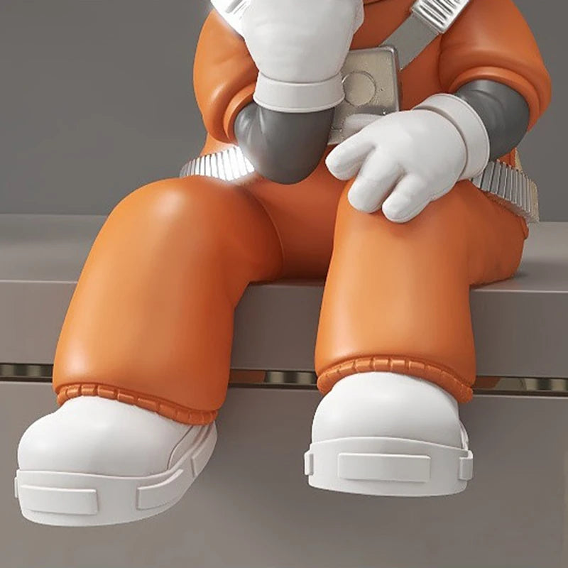 Miniature Astronaut Ornaments Living Room Aesthetic Figurines Creative Interior Art Sculptures Desk Home Decorations Gift Ideas