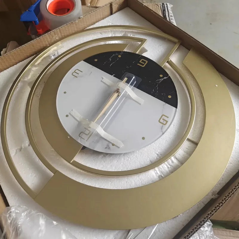 Nordic Light Luxury Metal Wall Clock Fashion Design Large Home Decoration Pendant Clock Hotel Living Room Wall Hanging Clocks