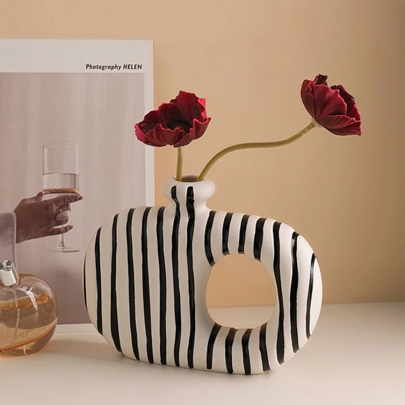 Modern Ceramic Vase Living Room TV Cabinet Desktop Simple Flower Storage Bottle Hall Entrance Decorative Ornaments Room Design