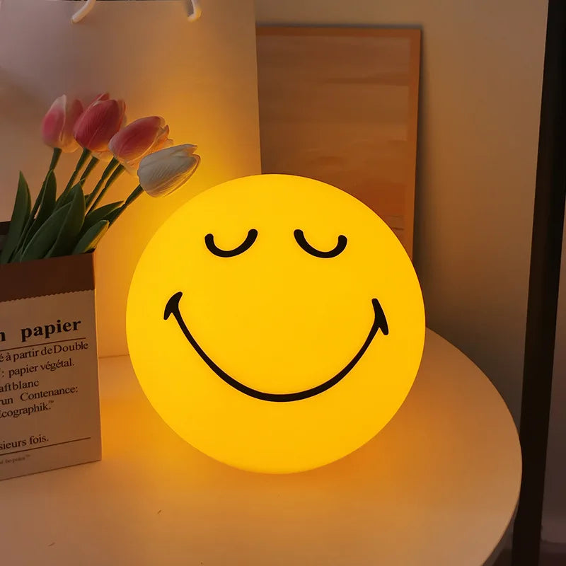 Squint/Wink Sphere Lamp Atmosphere Smile Light Dimmable USB Rechargeable or USB Plug-in Smiling Night Light for Home Decoration