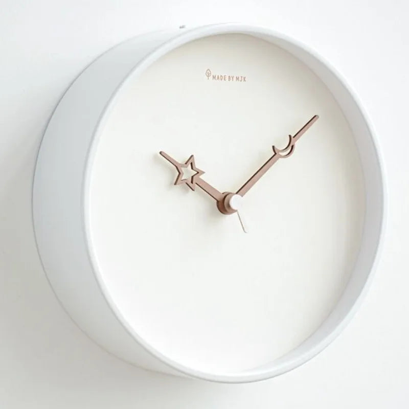 Decorative Wall Clock Modern Wall Watch Nordic Interior Luxury Aesthetic Clocks Minimalist Silent Elegant Living Room Watches