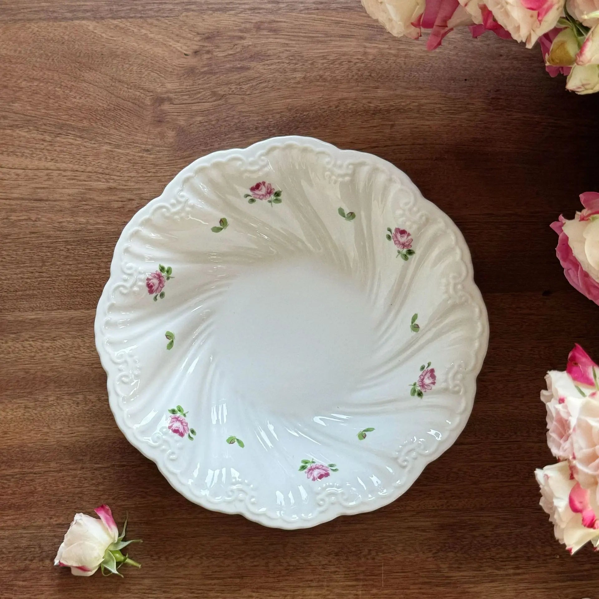 Muse Rose relief ceramic bowl, plate and bowl set Coffee cup, plate, ceramic dessert plate and dinner plate
