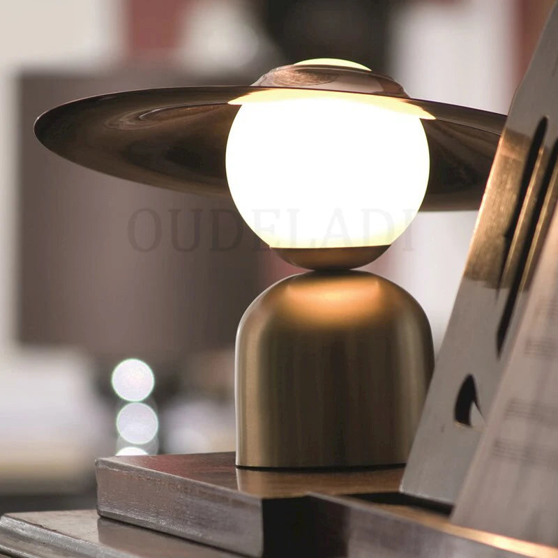 Nordic Glass Ball Led Table Lamp Gold Metal Table Light Living Room Bedside Lamp Study Desk Lamp Book Light Home Deco Luminaire