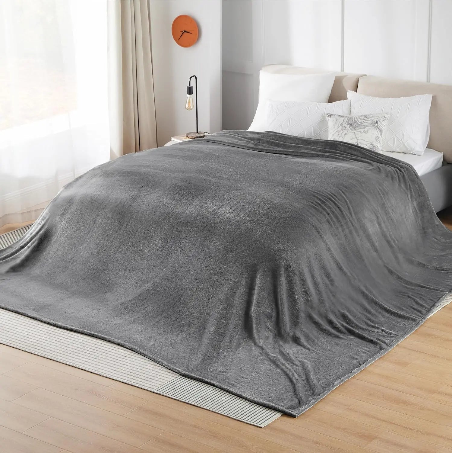 Oversized King Fleece Blanket Soft Cozy Extra Large Throw Blankets for Bed Sofa Couch Travel Camping King Warm Blanket in Winter