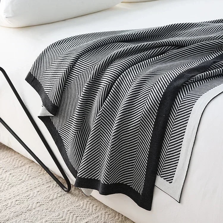 New Stripe Knitted Blanket And Bedspread Soft Leisure Sofa Cover Homestays Hotel Bed End Towel Nap Blanket Cover Warm Shawl