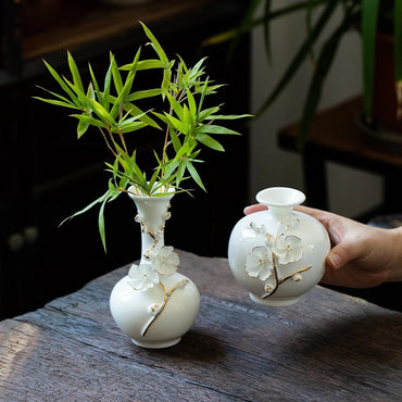 Plum Blossom Ceramic Vase Flower Arrangement Vase Room Decoration Flowerpot Teatable Decorative Vase Retro Ceramic Flower Bottle