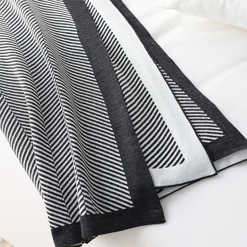 New Stripe Knitted Blanket And Bedspread Soft Leisure Sofa Cover Homestays Hotel Bed End Towel Nap Blanket Cover Warm Shawl