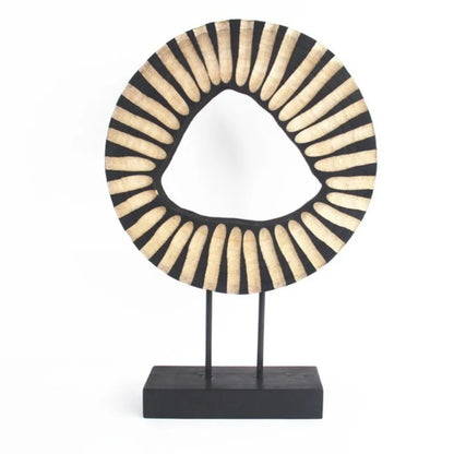 Wooden Sculptures Nordic Vintage Sculpture Elegant Luxury Creative Ornaments Miniature Aesthetic Art Ornament Home Decorations