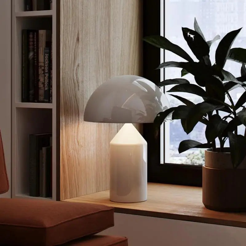 Modern Simple Design Bedroom Led Table Lamp Luxury Gold Nordic Lamps Art Living Room Bedside Lamp High-end Home Decor Steerable