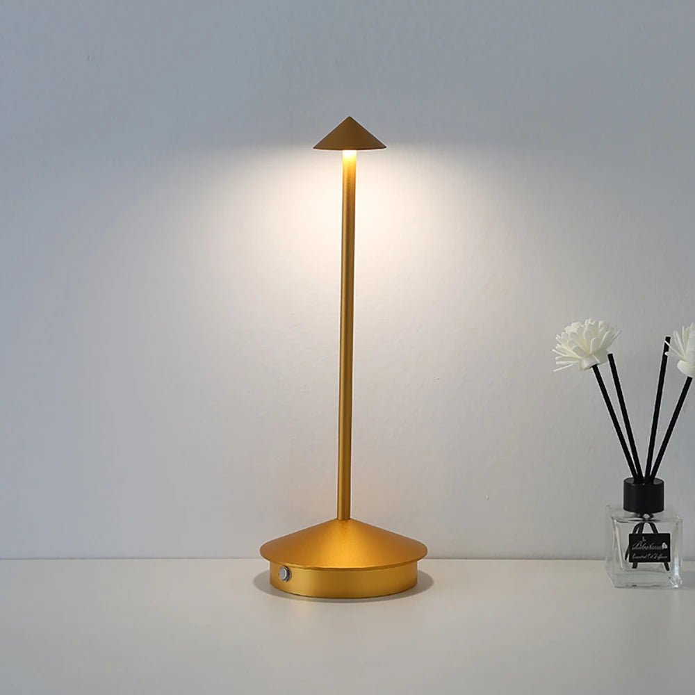 Arrow design LED light bedroom bedside rechargeable desk lamp restaurant atmosphere night light