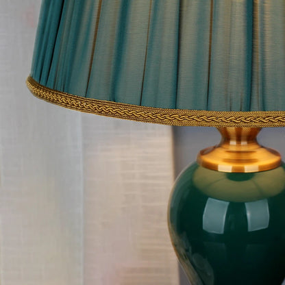 Chinese Style Green Ceramic Table Lamps European Cloth CoverModern Living Room Bedroom Bedside Study E27 Decor Table Lamp EU/AU/