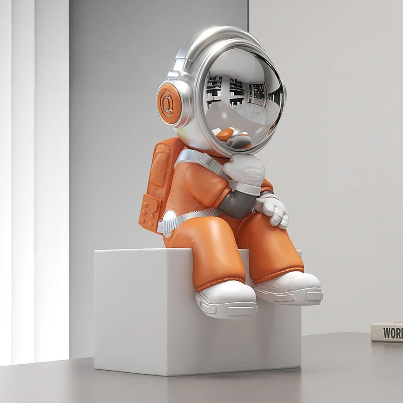Miniature Astronaut Ornaments Living Room Aesthetic Figurines Creative Interior Art Sculptures Desk Home Decorations Gift Ideas