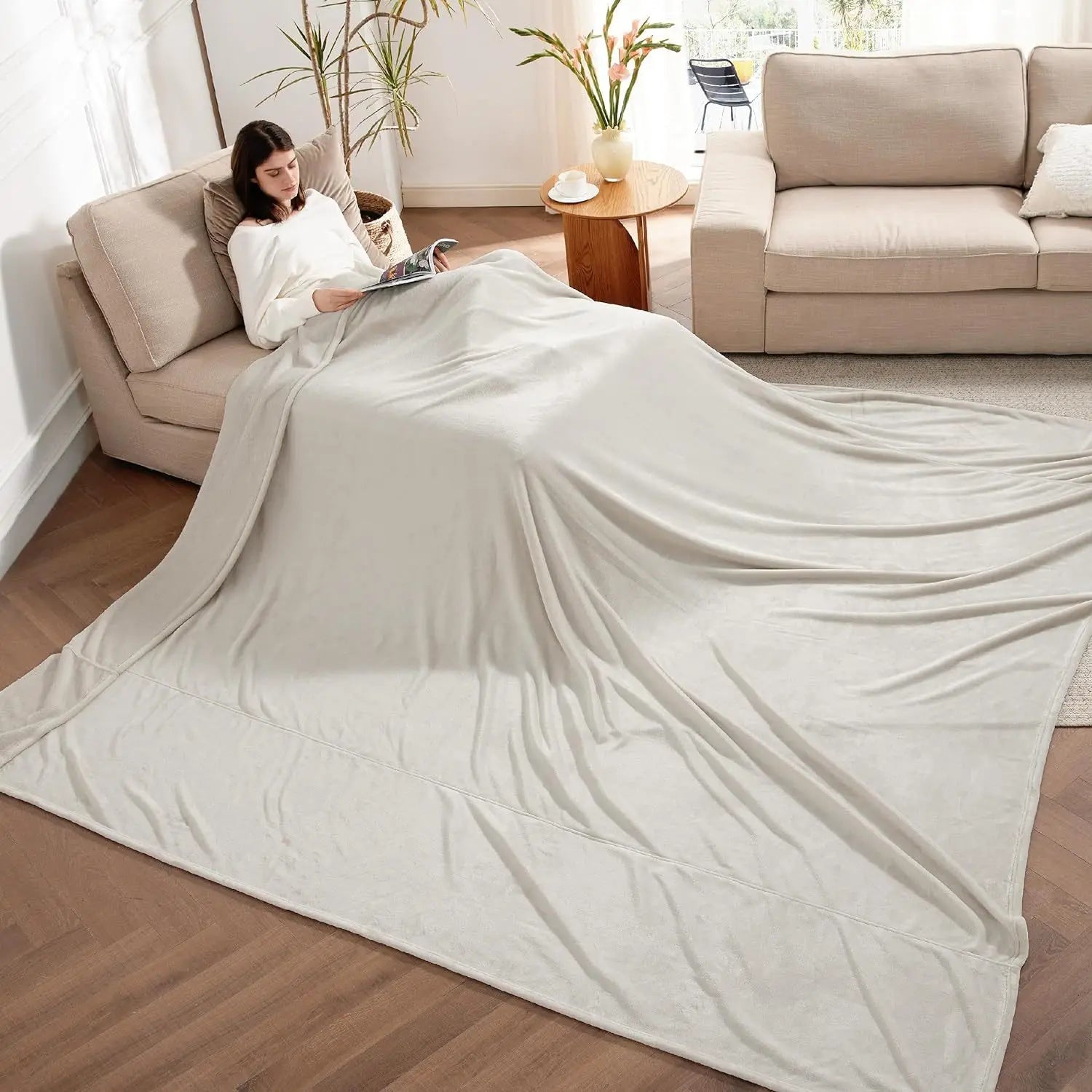 Oversized King Fleece Blanket Soft Cozy Extra Large Throw Blankets for Bed Sofa Couch Travel Camping King Warm Blanket in Winter