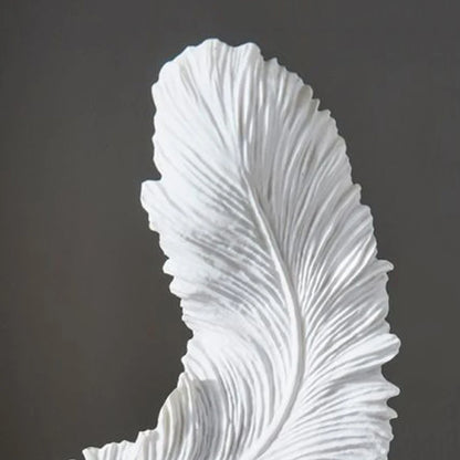 Modern Ornaments Luxury Interior Figurines Creative Desk Sculptures Aesthetic Living Room Decoration Bedroom Table Accessories