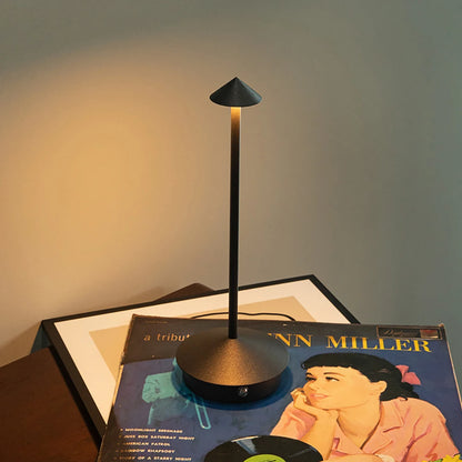 Arrow design LED light bedroom bedside rechargeable desk lamp restaurant atmosphere night light